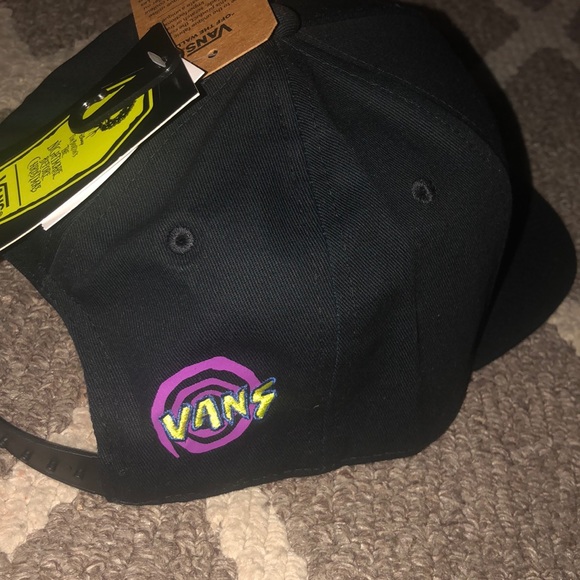 vans nwt oogie boogie hat - Picture 4 of 4